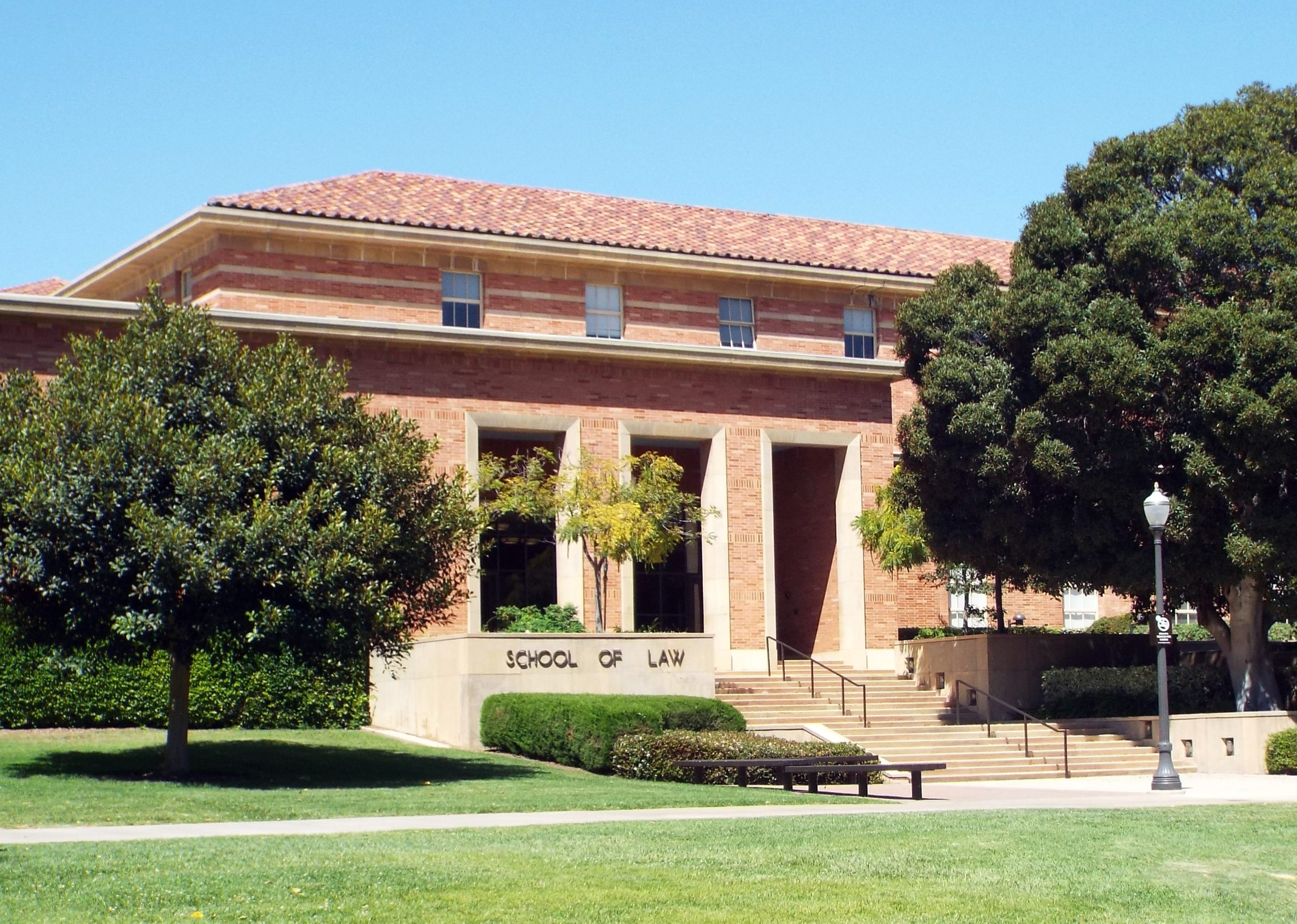 South entrance to the UCLA School of Law building in Los Angeles